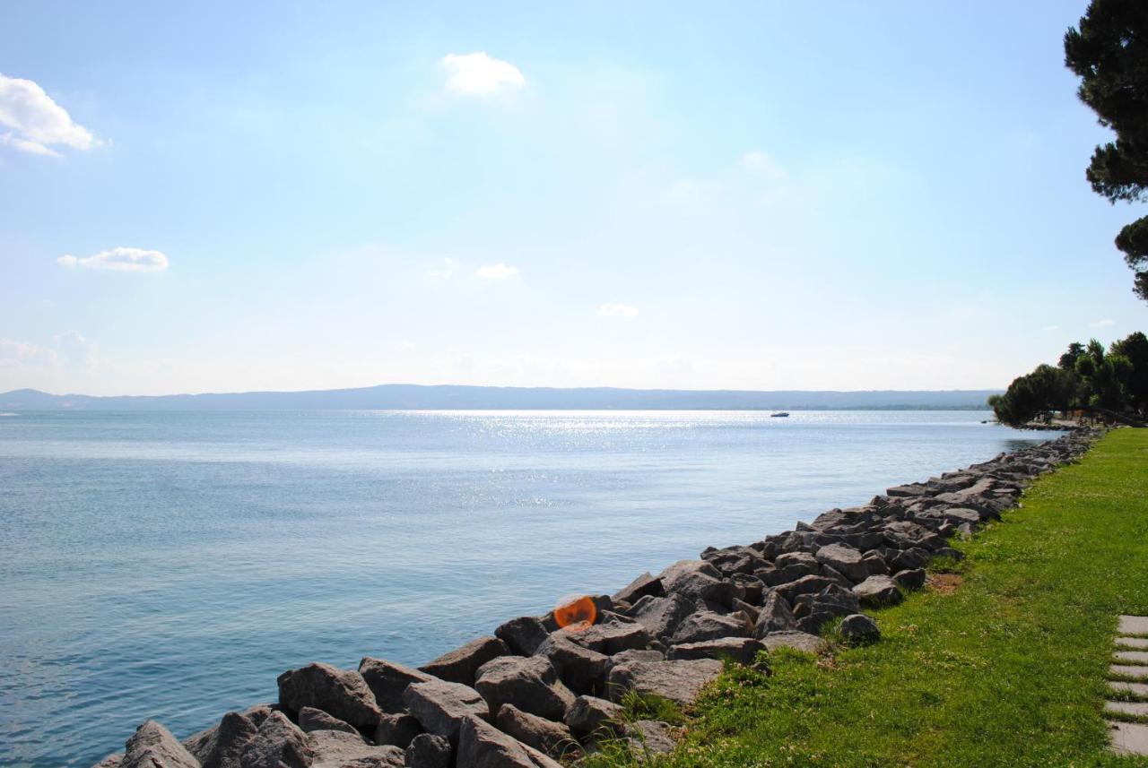 Hotel Holiday Sul Lago Bolsena Exterior foto