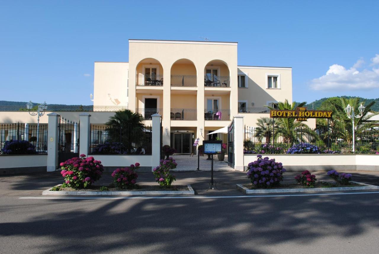 Hotel Holiday Sul Lago Bolsena Quarto foto